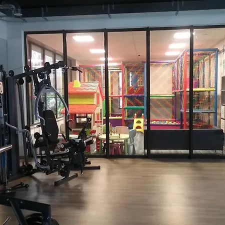 Feniks Lux 2+2