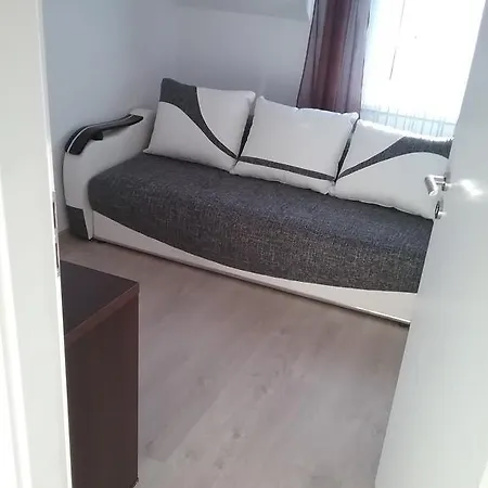 Lägenhet Feniks Lux 2+2 *