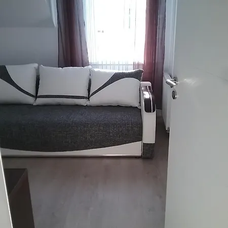 Lägenhet Feniks Lux 2+2 *