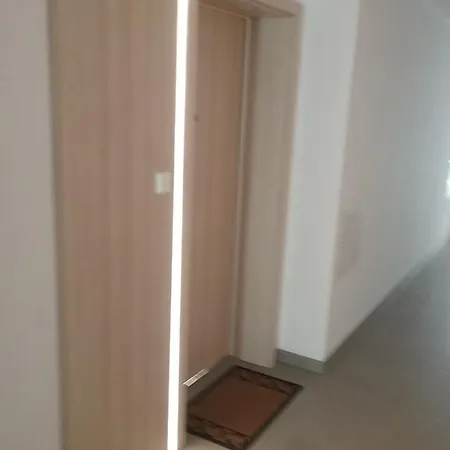 Lägenhet Feniks Lux 2+2