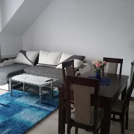 Lägenhet Feniks Lux 2+2 *