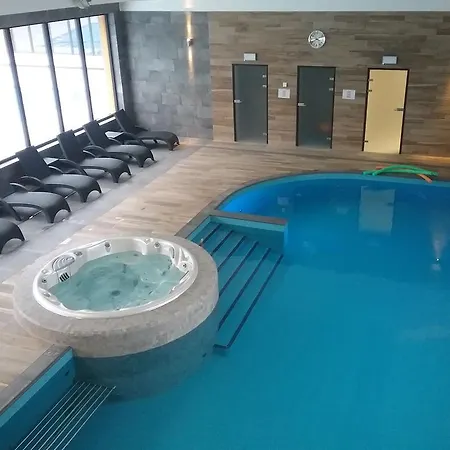 Lägenhet Feniks Lux 2+2 Kołobrzeg