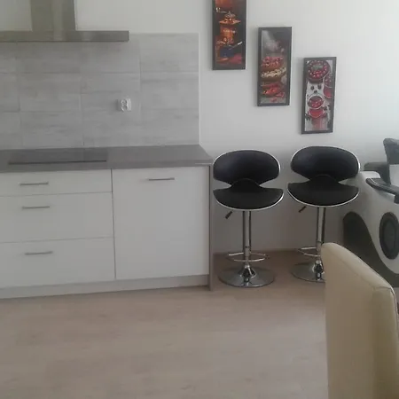 Lägenhet Feniks Lux 2+2 *