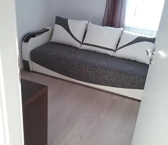 Apartament Feniks Lux 2+2 *