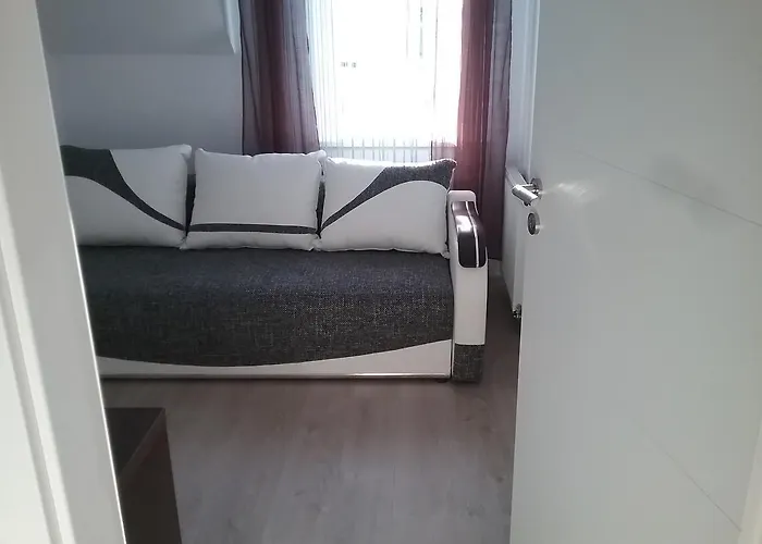Apartament Feniks Lux 2+2 *