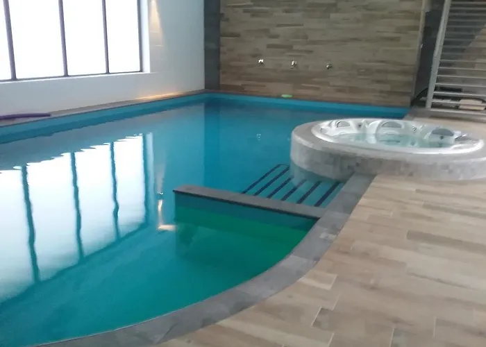 Apartament Feniks Lux 2+2 *